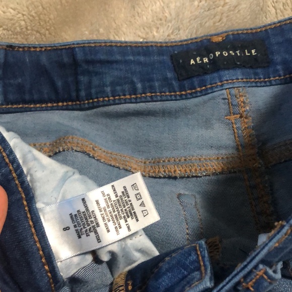 Aeropostale high waisted midi blue Jean shorts size 8 - Picture 2 of 5